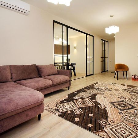 Стильные Апартаменты В Лучшем Жк Almaty Extérieur photo